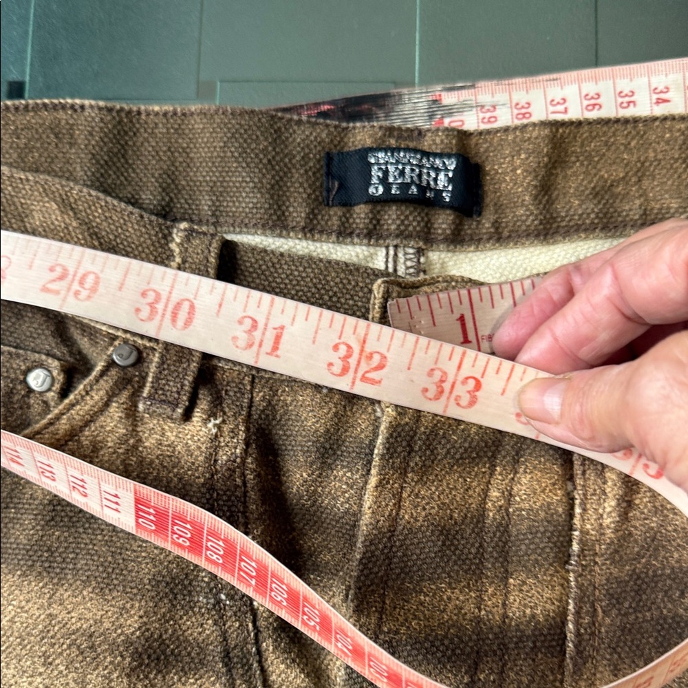 Gianfranco Ferre Men's Straight Jeans - Brown &Yellow with zip and metal studs - Picture 10 of 16